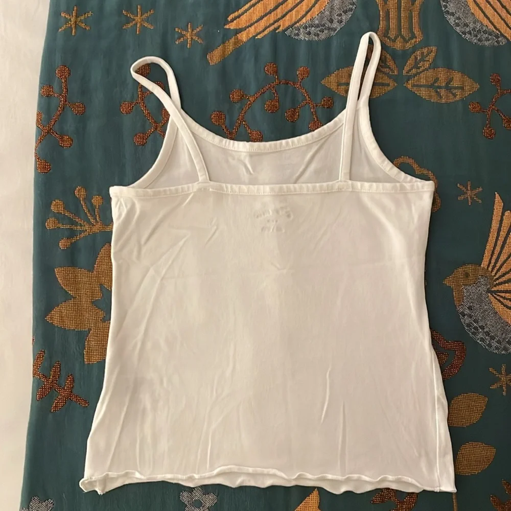 White tank - Picture 2 of 4